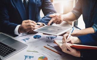 FINANCIAL SERVICES DOMAIN EXPERIENCE